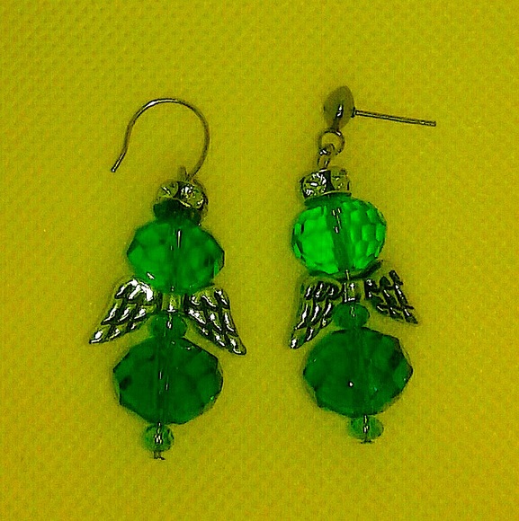 "Green Power"swarovski crystal Angel earrings - Picture 2 of 2
